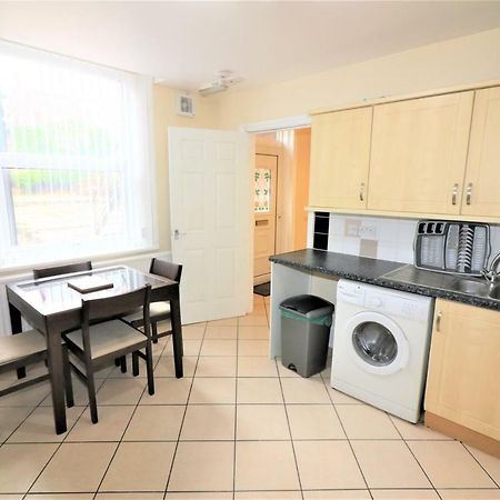 Marley Mansion Apartments - Borough Birkenhead Esterno foto