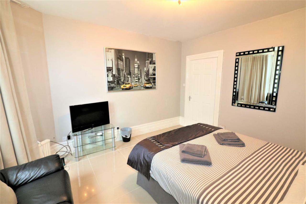 Marley Mansion Apartments - Borough Birkenhead Esterno foto