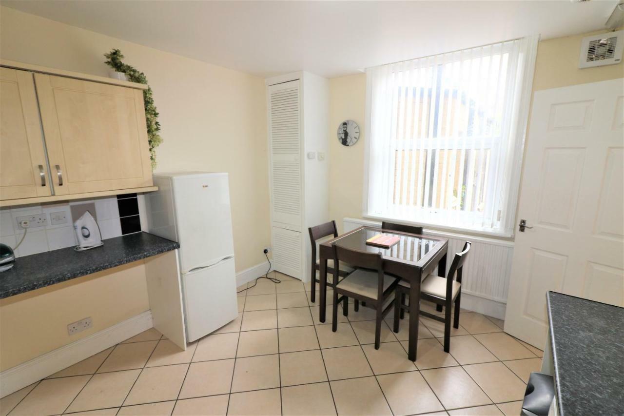 Marley Mansion Apartments - Borough Birkenhead Esterno foto