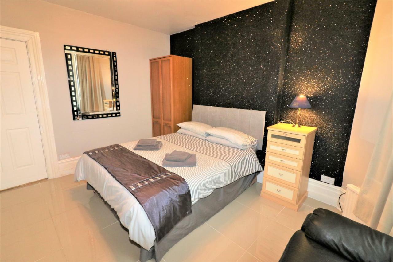 Marley Mansion Apartments - Borough Birkenhead Esterno foto